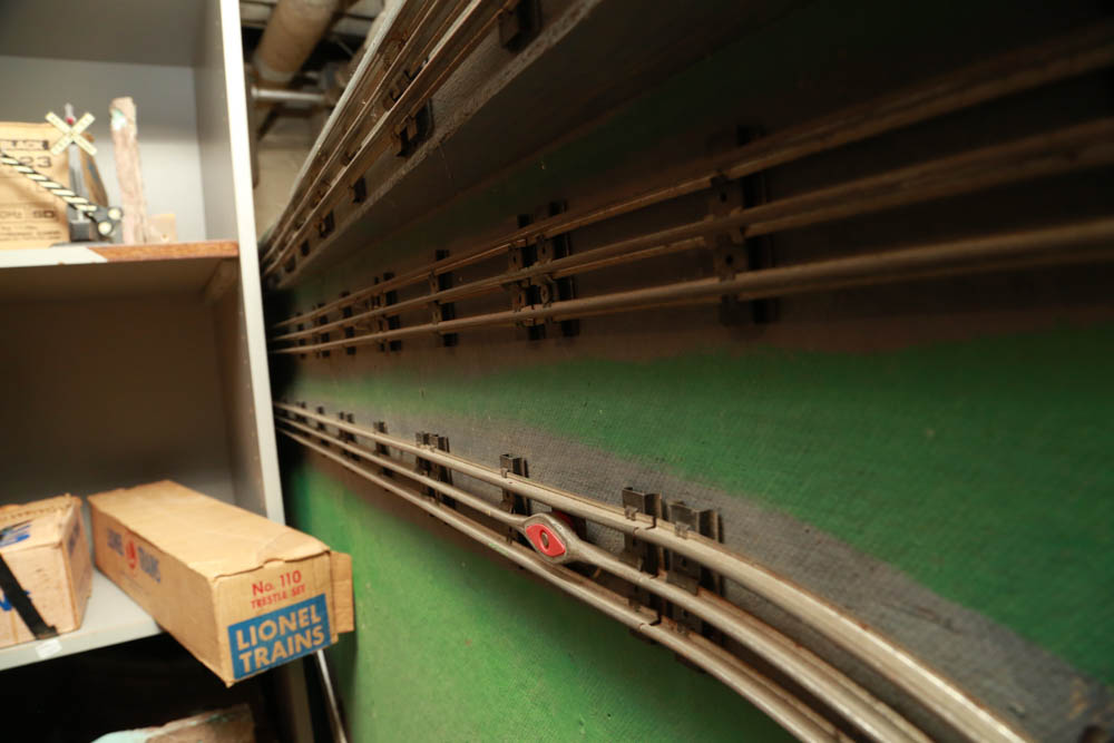 Large Train Table with Lionel Trains and Accessories EBTH